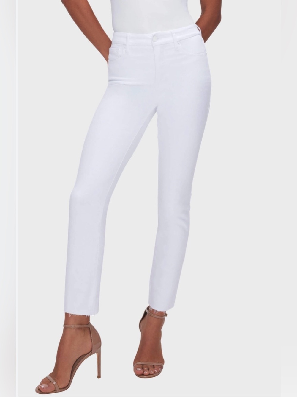Good American White High Waisted Straight Leg Jeans Raw Fray Hem Stretch Size 6